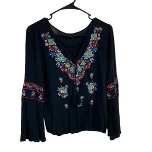 7th Avenue‎ NY&Co. Design Studio Ladies Embroidered Black Boho Top Bell Sleeve M